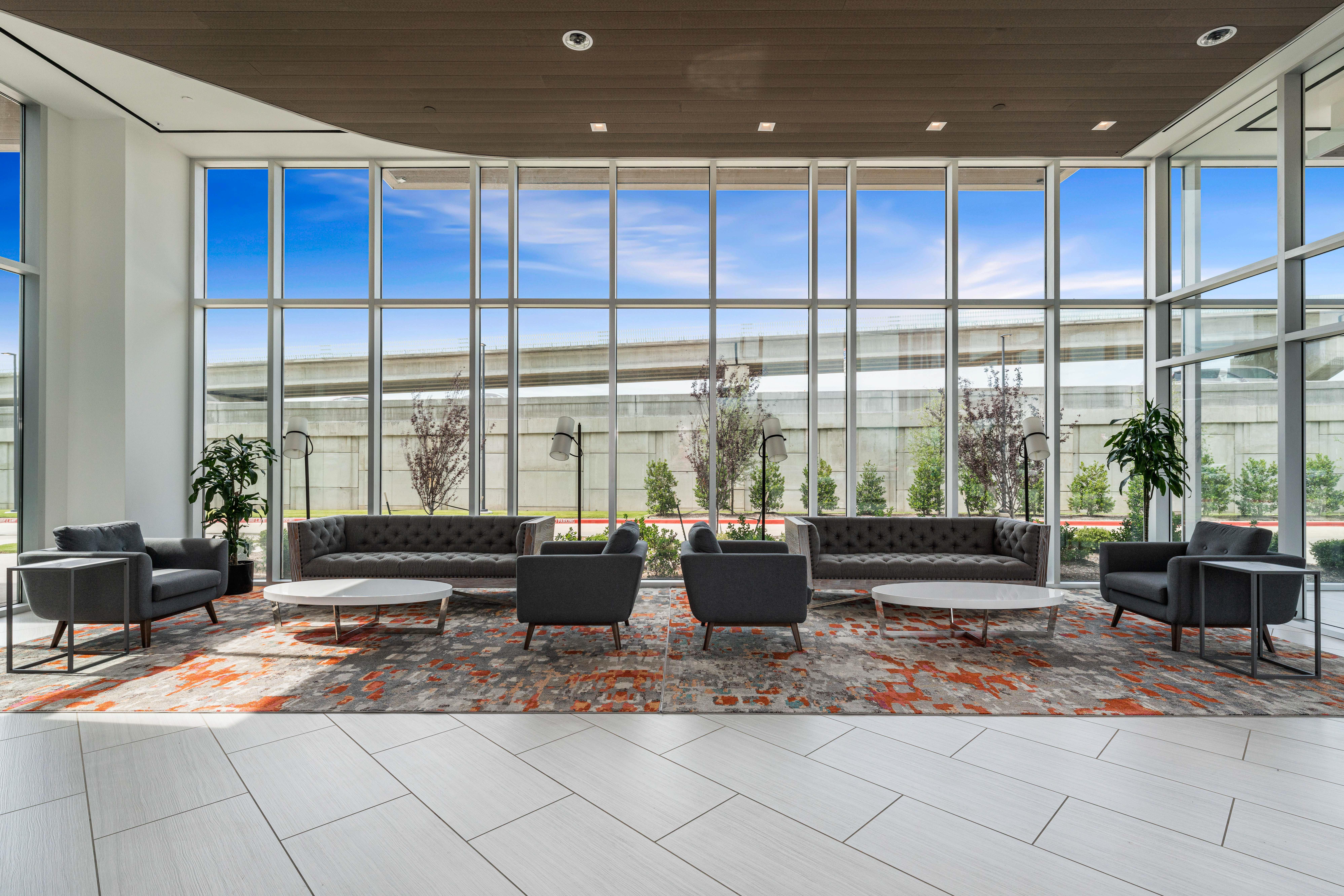 Crowne Plaza Suites Arlington By Ihg Exterior photo